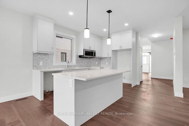 17 - 7966 Fallon Dr, House other with 4 bedrooms, 3 bathrooms and 2 parking in Granton ON | Image 5