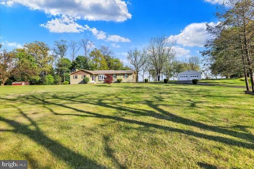 527 Baldy Rd, KUTZTOWN, PA, 19530-9708 | Card Image