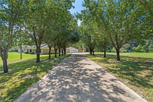 735 Laurelia Loop, Corrigan, TX, 75939-7807 | Card Image