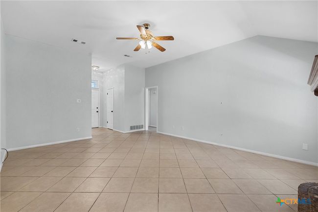 1714 Fox Trl, House other with 4 bedrooms, 2 bathrooms and null parking in Harker Heights TX | Image 9