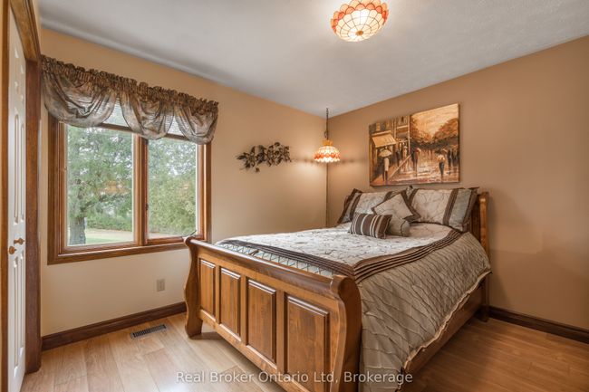 203 Sideroad 5, House other with 3 bedrooms, 2 bathrooms and 2 parking in Bruce ON | Image 7
