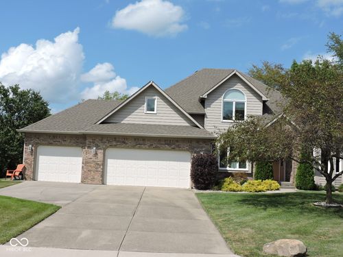 12232 Valley View Circle, Indianapolis, IN, 46229 | Card Image