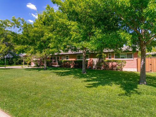 810 S Jefferson St, Irving, TX, 75060-5355 | Card Image