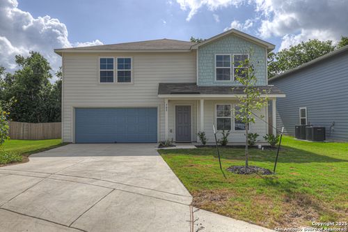 705 Black Mtn, Seguin, TX, 78155-3556 | Card Image