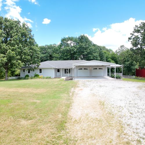 3352 W State Highway 76, Cape Fair, MO, 65624-4524 | Card Image