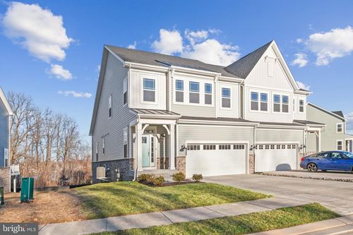 508 Waters Landing Dr, ESSEX, MD, 21221-2172 | Card Image