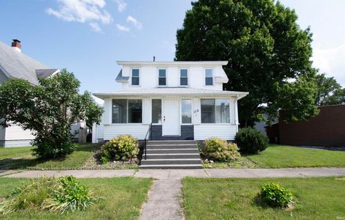 110 Harding St, Kendallville, IN, 46755-1411 | Card Image