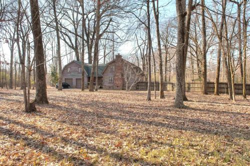 635 Sycamore Rd, Collierville, TN, 38017-9376 | Card Image