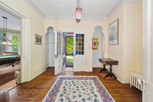 28 E Erie St, Blauvelt, NY, 10913-1809 | Card Image