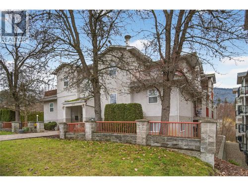 305-420 4 Ave Se, Salmon Arm, BC, V1E1R9 | Card Image