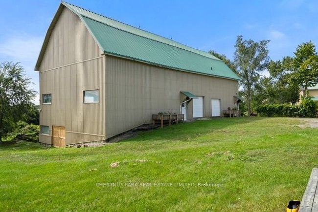 15029 Loyalist Pky, House other with 3 bedrooms, 3 bathrooms and 10 parking in Bloomfield ON | Image 4