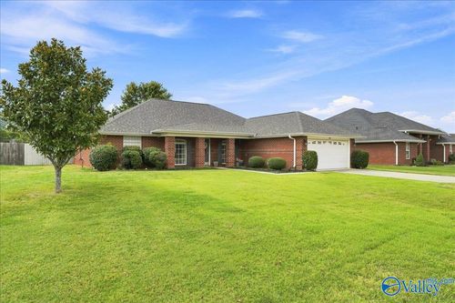 4919 Montauk Trl Se, Owens Cross Roads, AL, 35763-8759 | Card Image