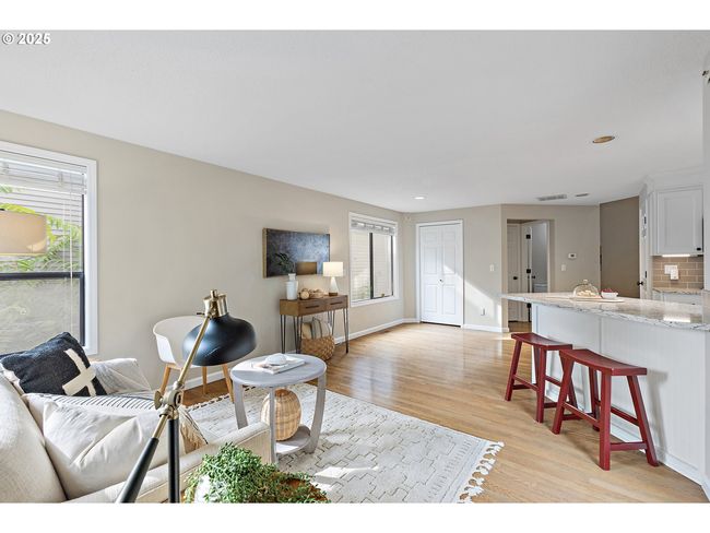13449 Vermeer Dr, House other with 3 bedrooms, 3 bathrooms and 2 parking in Lake Oswego OR | Image 14