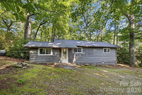 7036 Rhododendron Dr, Newland, NC, 28657-7324 | Card Image