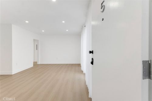 5-6300 Orange Street, LOS ANGELES, CA, 90048 | Card Image