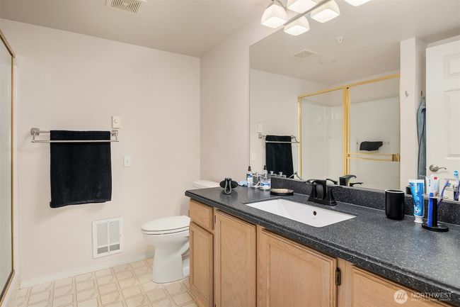 Primary Bath | Image 11