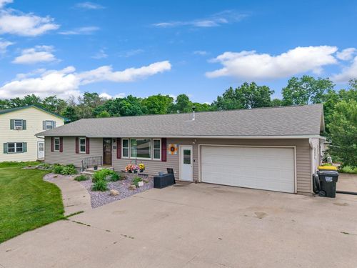 1497 Claudia Ave, La Crescent, MN, 55947-9712 | Card Image