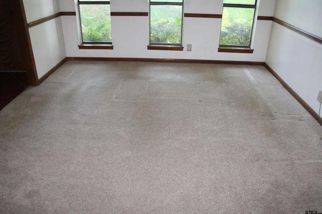20312 Us Highway 69 S, House other with 4 bedrooms, 2 bathrooms and null parking in Tyler TX | Image 19