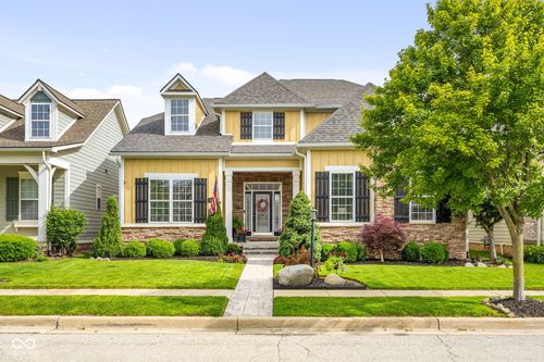 6240 Edenshall Ln, Noblesville, IN, 46062-4643 | Card Image