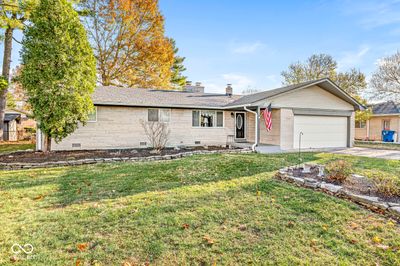 8201 Linda Leigh Lane, House other with 3 bedrooms, 2 bathrooms and null parking in Indianapolis IN | Image 2