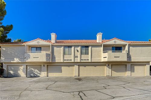 201-2633 S Durango Dr, Las Vegas, NV, 89117-2884 | Card Image