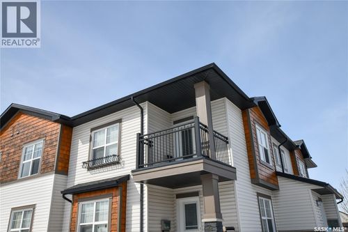 2315 Mcclocklin Rd, Saskatoon, SK, S7R0K7 | Card Image