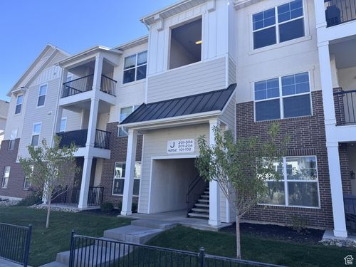 j203-4252 W 1850 N, Lehi, UT, 84043-6417 | Card Image