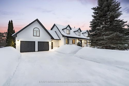 3 Matthew Crt, Wasaga Beach, ON, L9Z1J5 | Card Image