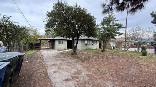 1648 W 23rd St, San Bernardino, CA, 92411-1124 | Card Image