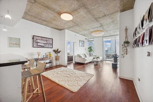 apt-3309-360 Nueces St, Austin, TX, 78701-4274 | Card Image