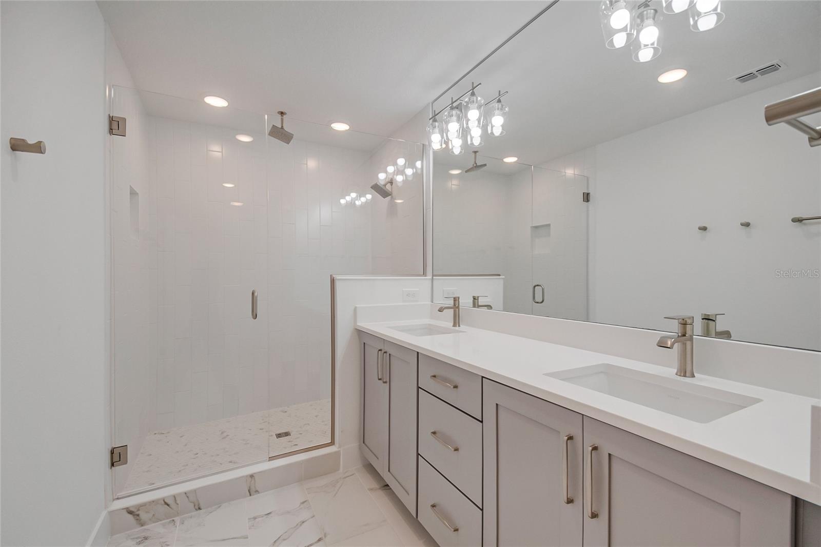 Residential in ORLANDO 4