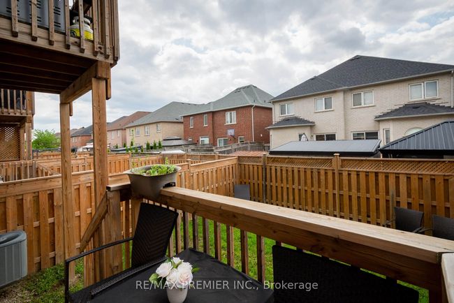 89 Gridiron Gate, House attached with 5 bedrooms, 4 bathrooms and 1 parking in Vaughan ON | Image 36
