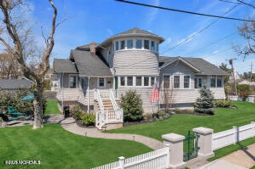 4 River Ave, Monmouth Beach, NJ, 07750-1364 | Card Image