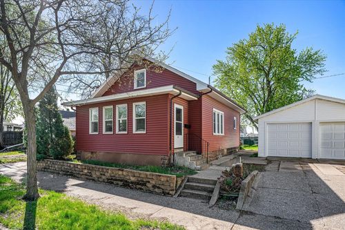 512 Windsor St, La Crosse, WI, 54603-2568 | Card Image