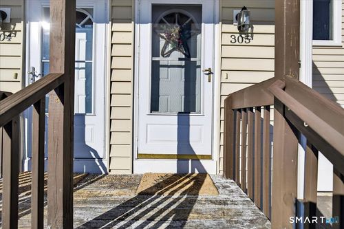 305-305 Monticello Dr, Branford, CT, 06405-4182 | Card Image