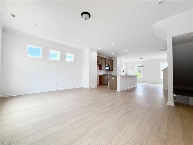 1390 Independence Blvd, House attached with 3 bedrooms, 4 bathrooms and null parking in Newport News VA | Image 10