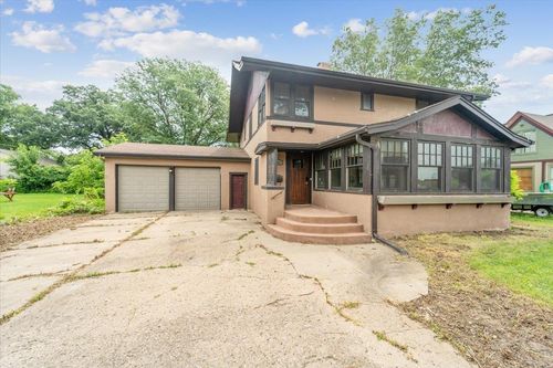 1009 11th St, Eldora, IA, 50627-1339 | Card Image