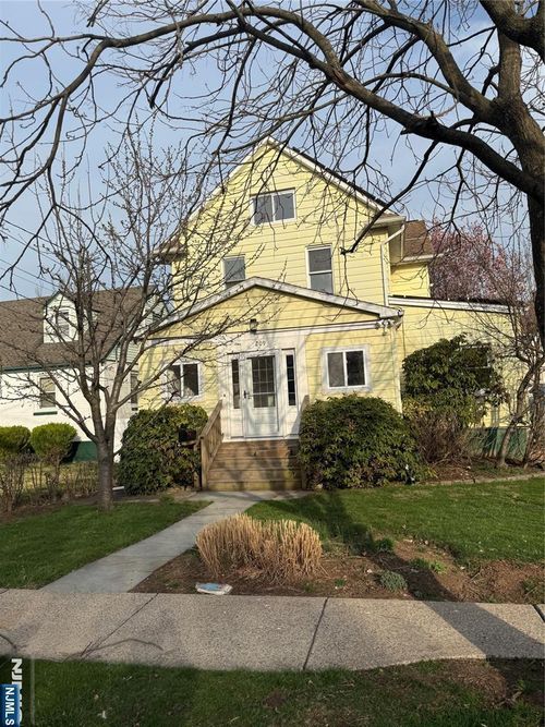 209 Park Ave, Teaneck, NJ, 07666-3914 | Card Image