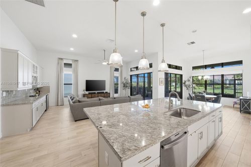11927 N Leon Cir N, Parkland, FL, 33076 | Card Image