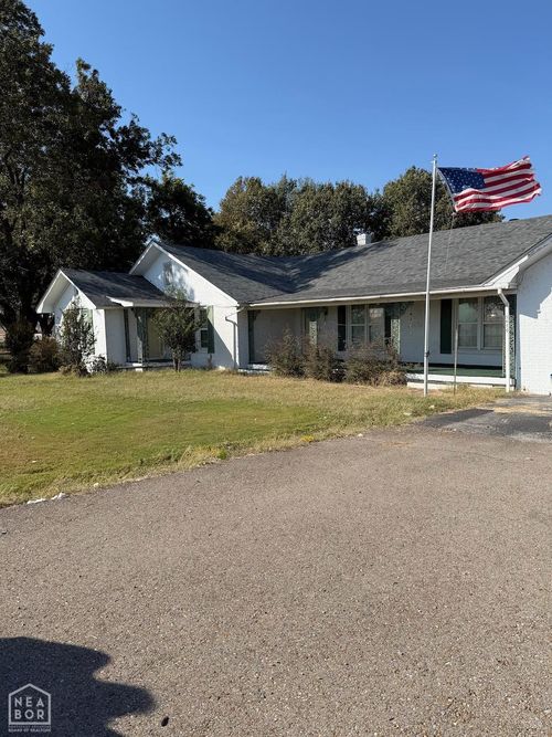 5670 Highway 18 W, Leachville, AR, 72438-8516 | Card Image