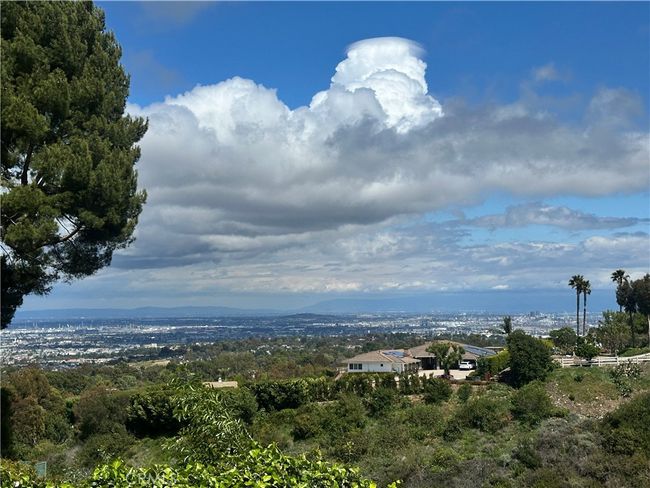 27064 Sunnyridge Rd, House other with 3 bedrooms, 2 bathrooms and 2 parking in Palos Verdes Peninsula CA | Image 4