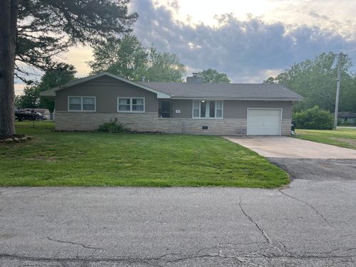 1307 Porter Ave, Aurora, MO, 65605-2642 | Card Image