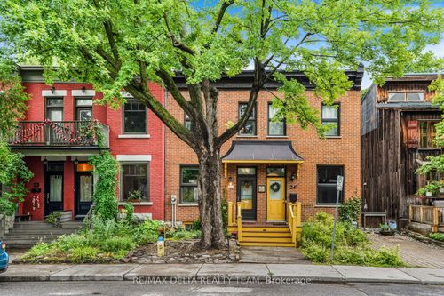 245 York St, Ottawa, ON, K1N5T9 | Card Image