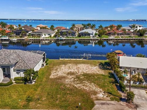 2120 Gulfview Rd, PUNTA GORDA, FL, 33950-5123 | Card Image