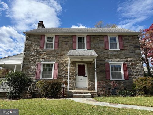56 N New Ardmore Ave, BROOMALL, PA, 19008-2608 | Card Image