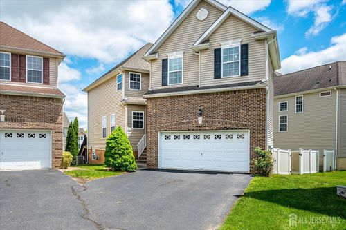 300 Morning Glory Dr, Monroe, NJ, 08831-5337 | Card Image