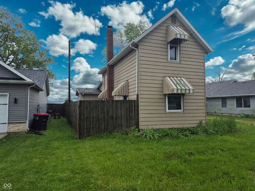 435 N Main St, Mulberry, IN, 46058-9788 | Card Image