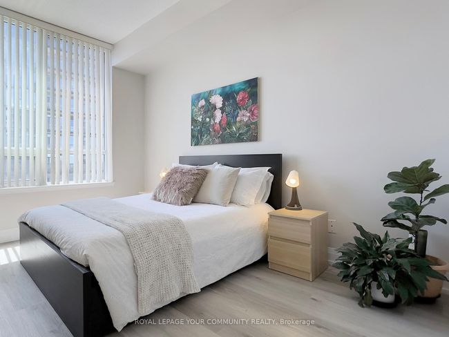 1208 - 85 N Park Rd, Condo with 2 bedrooms, 1 bathrooms and 1 parking in Vaughan ON | Image 8