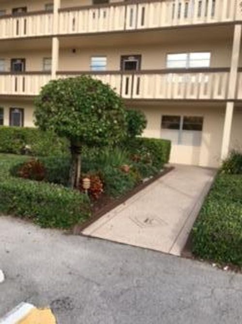 1094 Wolverton E, Boca Raton, FL, 33434 | Card Image