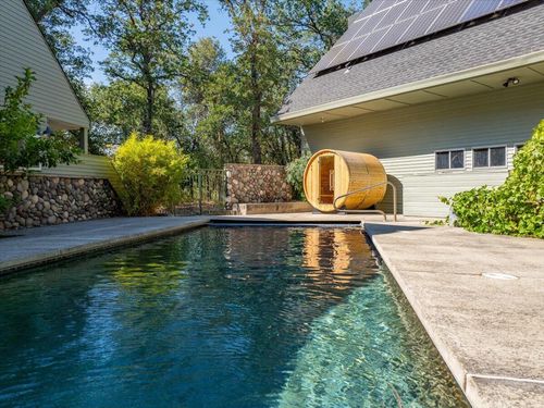15745 Montgomery Ranch Rd, Redding, CA, 96001-9559 | Card Image